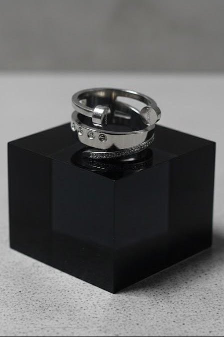 Inter lock style Rings